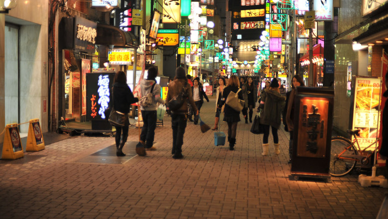Japonezii au returnat anul trecut 25 de milioane de euro, bani gasiti pe strazi Imagine