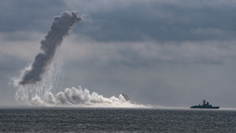 Japonia denunta „intensificarea” activitatilor militare ale Rusiei in jurul arhipelagului nipon Imagine