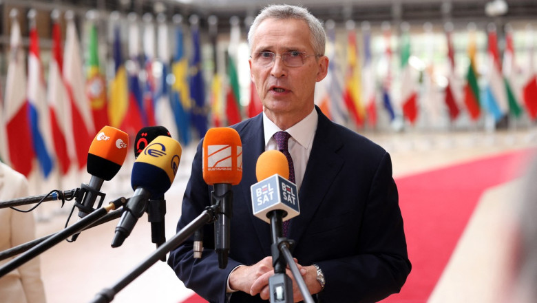 Jens Stoltenberg: Prima reuniune a noului Consiliu NATO-Ucraina va aduce Kievul mai aproape de alianta militara Imagine