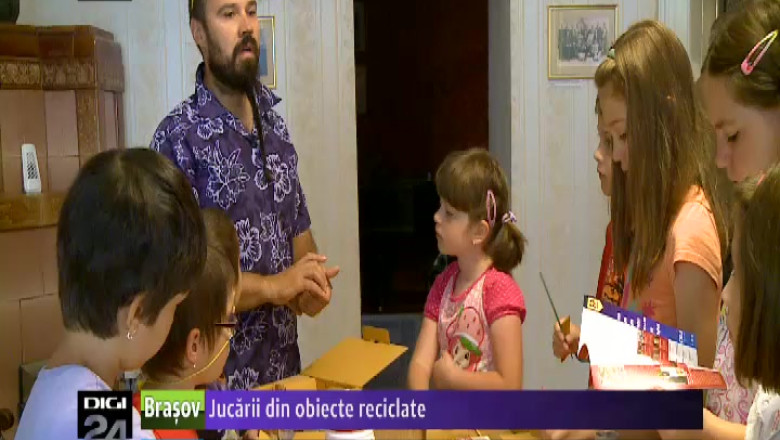 Jucarii din obiecte reciclate. Mai multi copii au invatat, de la muzeografi, cum sa recicleze Imagine
