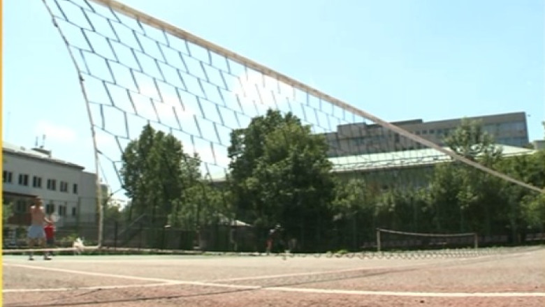 Jucatoare de tenis din Constanta, lovita de tatal ei. Barbatul, retinut in Israel, ajunge azi in tara Imagine