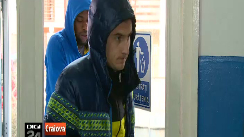 Jucatorii de la Pandurii Tg. Jiu au trecut pe la medic Imagine