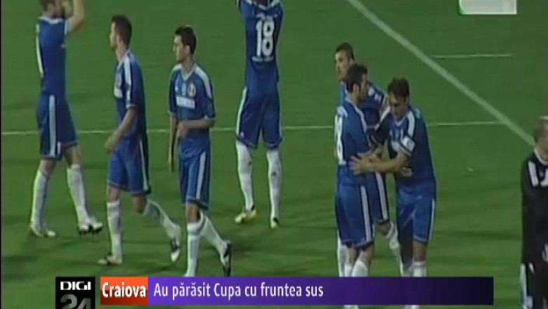 Jucatorii echipei FC Universitatea Craiova au parasit Cupa Romaniei cu fruntea sus Imagine