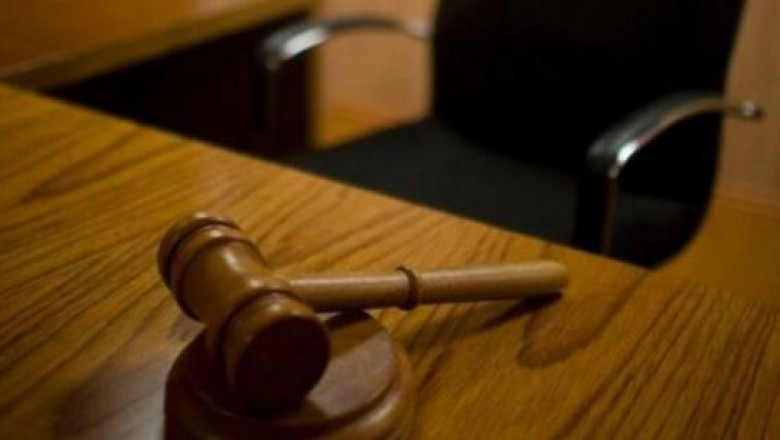  Judecator, in arest la domiciliu Imagine