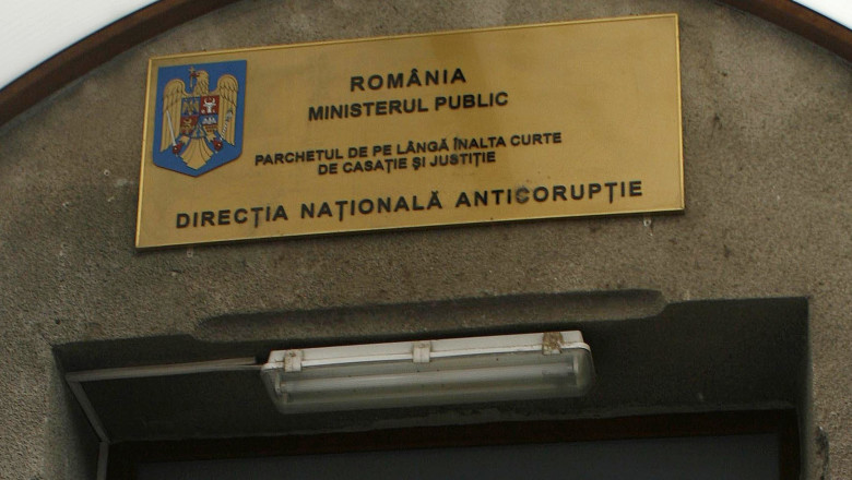 Judecatorul fugar s-a predat la DNA. Magistratul si trei colegi de la Tribunalul Bucuresti sunt suspectati de coruptie  Imagine