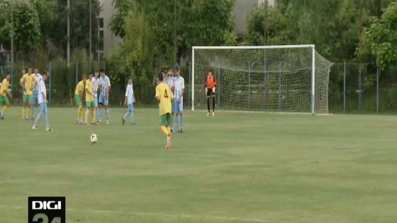 Juniorii B de la CSU joaca finala campionatului cu Dinamo Imagine