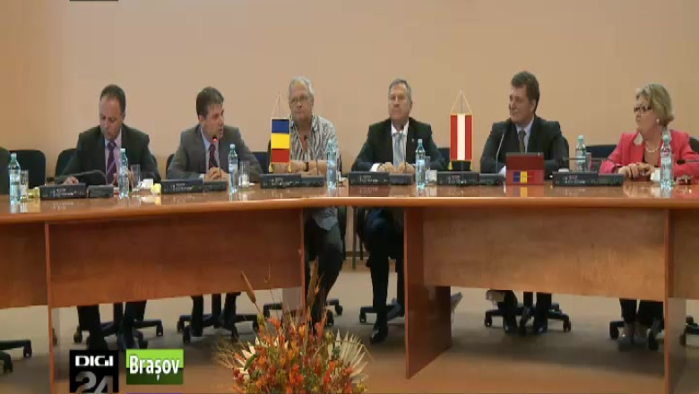 Juniorii de la Corona Brasov au fost premiati de Ambasadorul Austriei in Romania Imagine