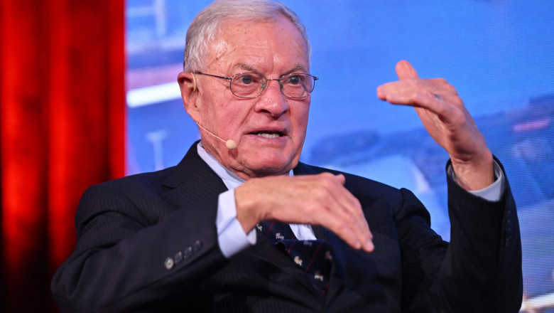 Keith Kellogg a dezvaluit cum l-a comparat pe Volodimir Zelenski cu Abraham Lincoln intr-o discutie cu Donald Trump Imagine