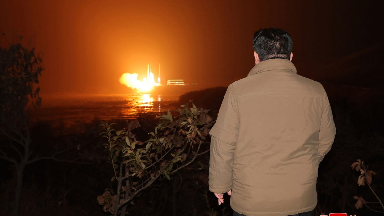 Kim Jong Un a vazut primele imagini luate de satelitul-spion lansat de Phenian. Ce a fotografiat din spatiu Malligyong-1 Imagine