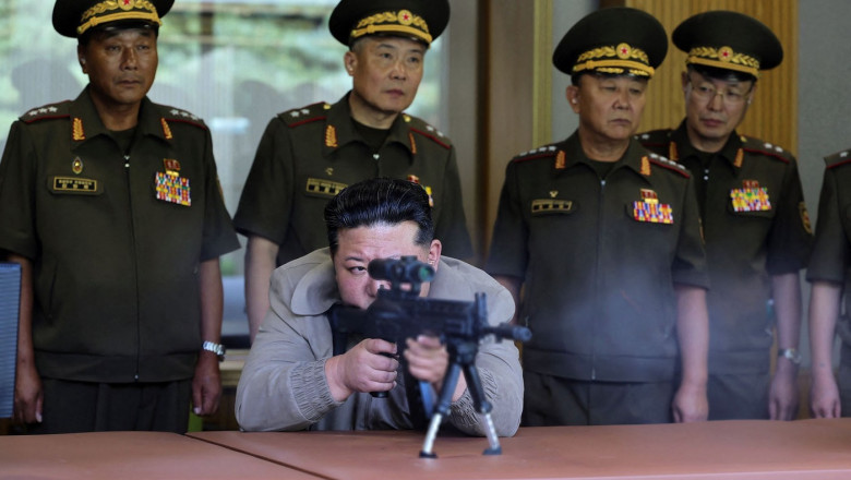Kim Jong Un spune in ce conditii va ataca Coreea de Sud. „Acest lucru nu exclude utilizarea armelor nucleare” Imagine