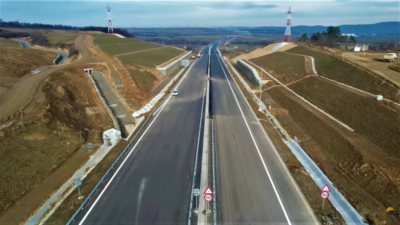 Klaus Iohannis a promulgat legea pentru finantarerea unei sectiuni de 42 km pe autostrada A3 Imagine