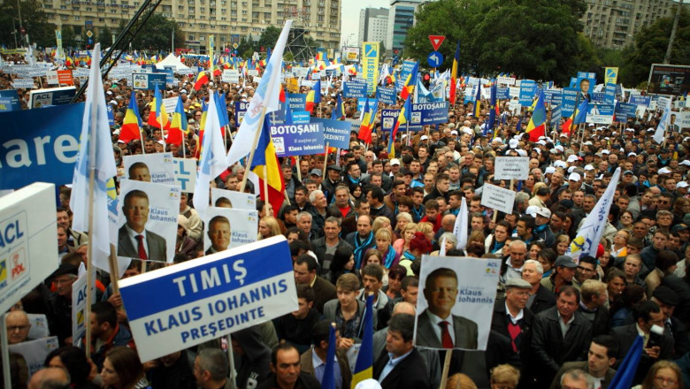 Klaus Iohannis, miting de lansare. Sustinatoare: „Stiu ca este primarul judetului nu stiu care” Imagine