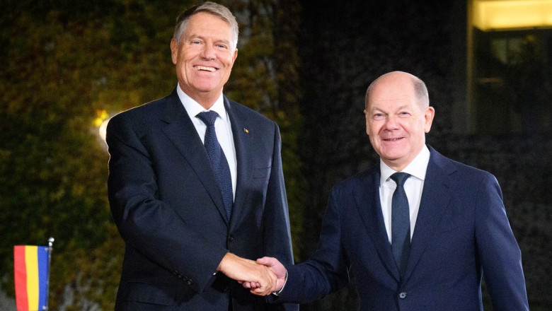 Klaus Iohannis s-a intalnit cu Olaf Scholz la Berlin. Cancelarul german l-a informat despre discutia avuta cu Putin Imagine