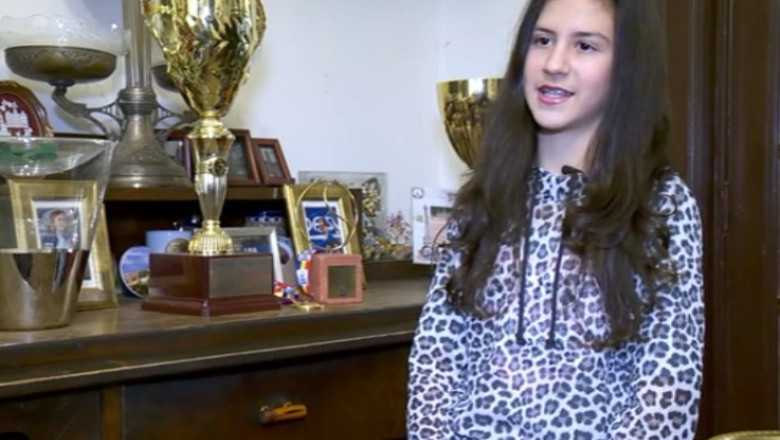 La 14 ani, Mihaela Marculescu a castigat peste 150 de medalii si trofee la competitiile de tenis Imagine