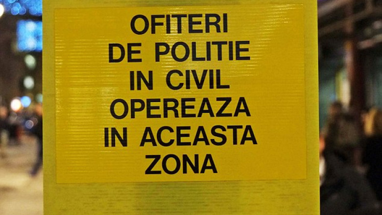 La Londra au aparut placute de avertizare pentru hoti. Numai in limba romana Imagine