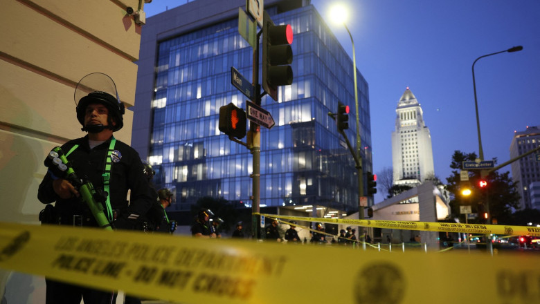 La Los Angeles a fost instituita starea de urgenta pe timp de noapte. Politia a inceput sa faca „arestari in masa” Imagine