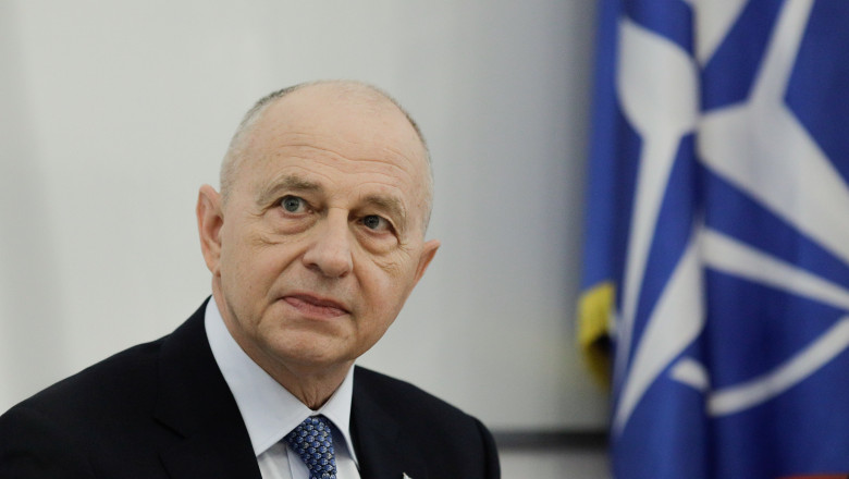 “La multi ani, Maria! La multi ani tuturor marinarilor!” Mesajul lui Mircea Geoana, secretarul general adjunct al NATO Imagine