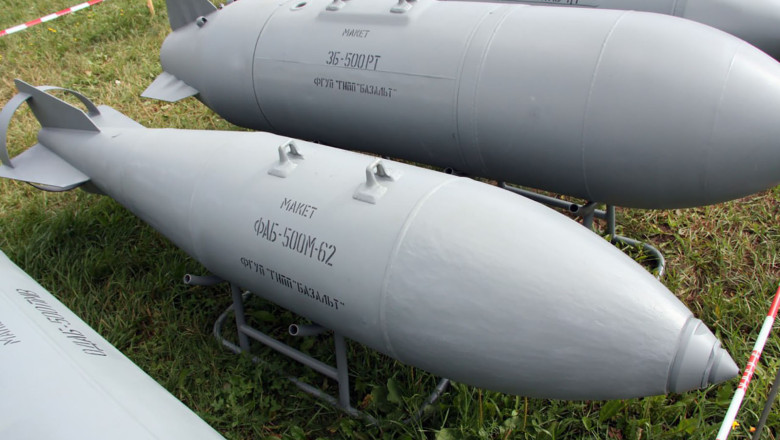 La o zi dupa ce s-au bombardat singuri, rusii au gasit inca o bomba neexplodata in Belgorod: Peste 3.000 de persoane au fost evacuate Imagine