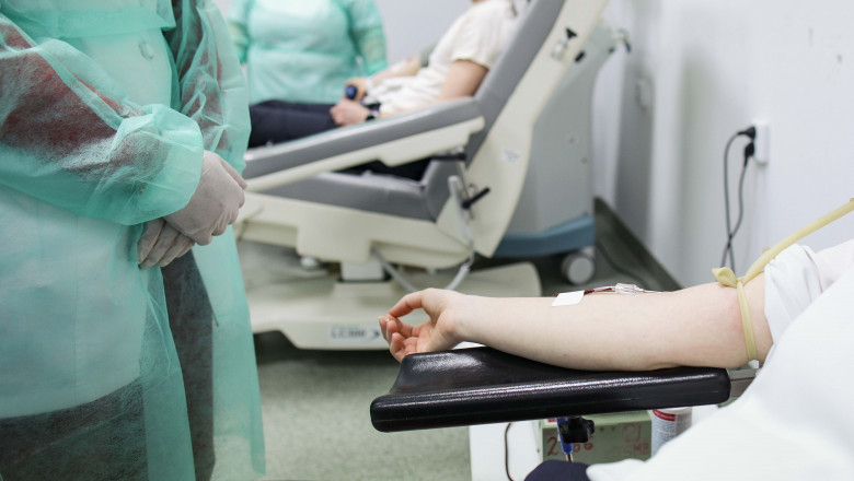 La Ploiesti au venit atat de multi oameni sa doneze sange incat s-au introdus restrictii. Valoarea recompensei a crescut de 4 ori Imagine