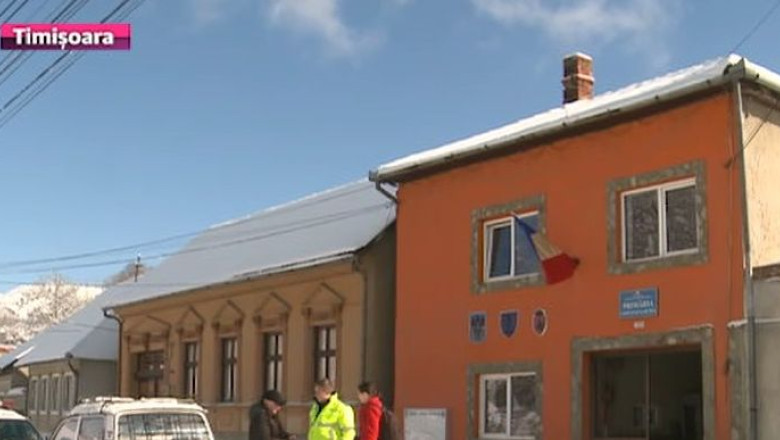 La primarie nu e "ca-n Germania". Edilul din Ocna de Fier a plecat la munca in strainatate Imagine