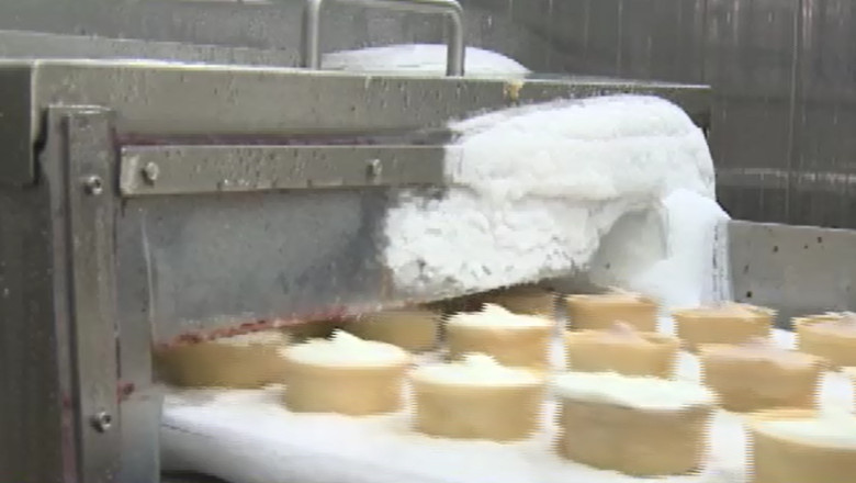 La serviciu, ca in Siberia - in vizita la fabrica de inghetata din Suceava Imagine