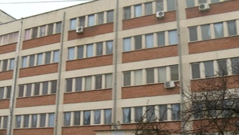 La spitalul din Harsova nu mai sunt bani de medicamente. Bolnavii isi cumpara singuri tratamentul Imagine