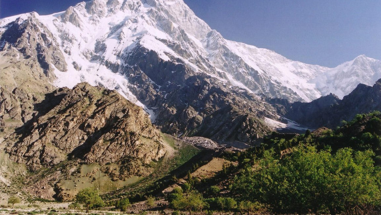 La un pas de talibani in Himalaya: Cei cinci romani care au ajuns pe varful Nanga Parbat au evitat un atentat soldat cu moartea a 11 alpinisti Imagine