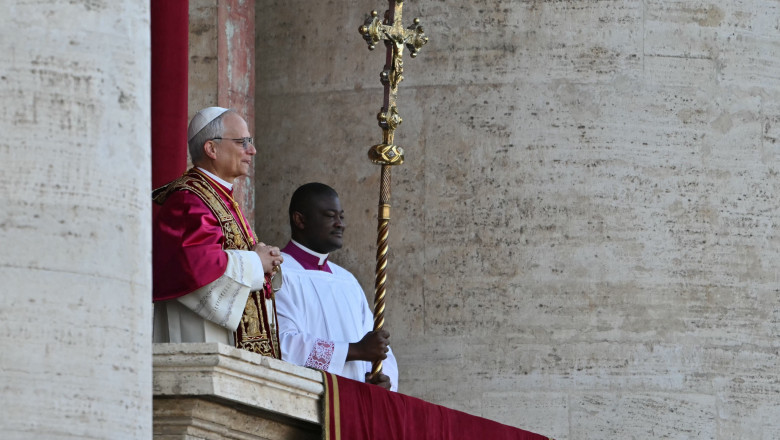 La Vatican a fost ales primul papa american din istorie - cardinalul Robert Prevost. Numele ales de el este Leon al XIV-lea Imagine