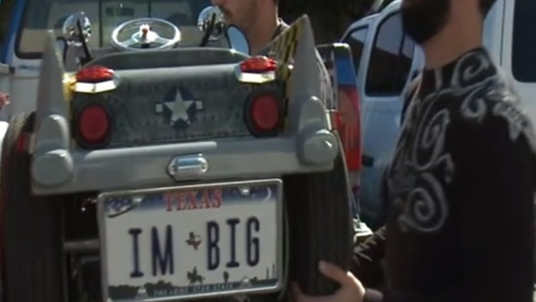 LA VOLAN. Cea mai mica masina din lume Imagine