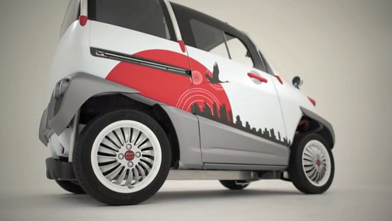 La Volan: Fomm Concept One, masina electrica cu patru locuri care se deplaseaza si pe apa Imagine