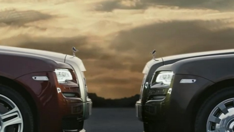 LA VOLAN. Limuzina Rolls Royce Ghost a venit in haine noi la Geneva Imagine