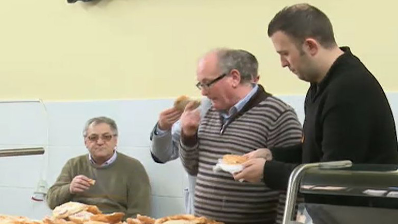 La vremuri noi, tot noi! Danut Lata ramane presedintele AJF Timis. Alegeri cu paine si circ Imagine