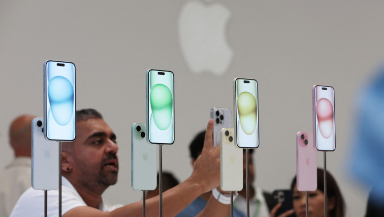 Lansarea iPhone 15, prima serie de smartphone Apple cu USB C Imagine