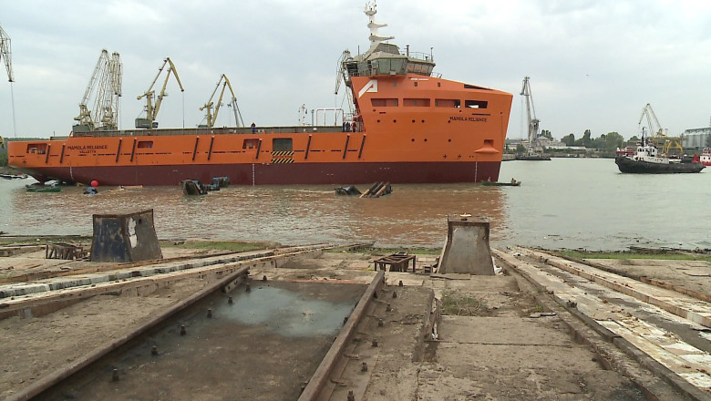 Lansarile continua la Santierul Damen din Galati Imagine