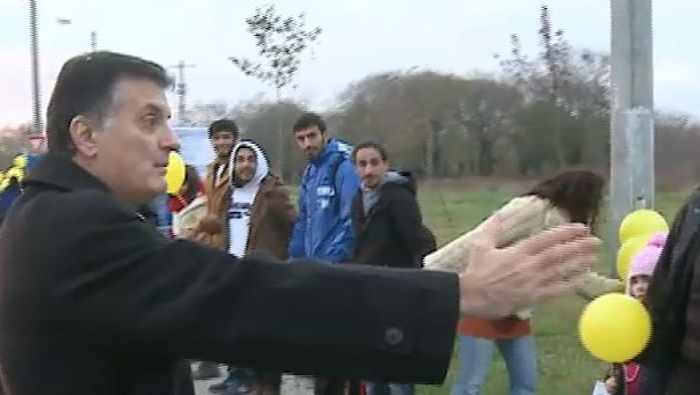 Lant uman pentru Cetatea Aradului. Oamenii cer transformarea fortificatiei in obiectiv civil Imagine