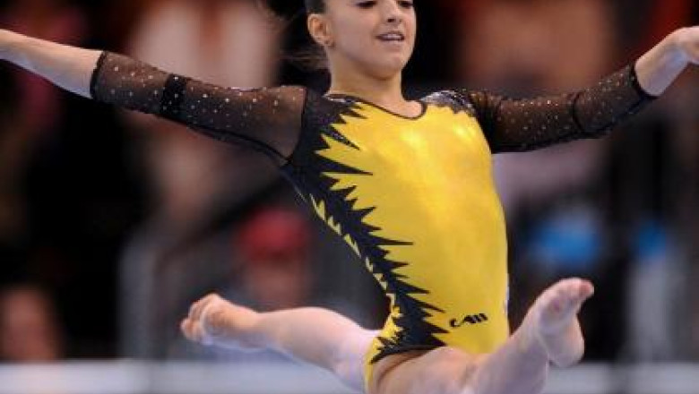 Larisa Iordache, medalie de argint la individual-compus, la Cupa Mondiala de la Stuttgart Imagine
