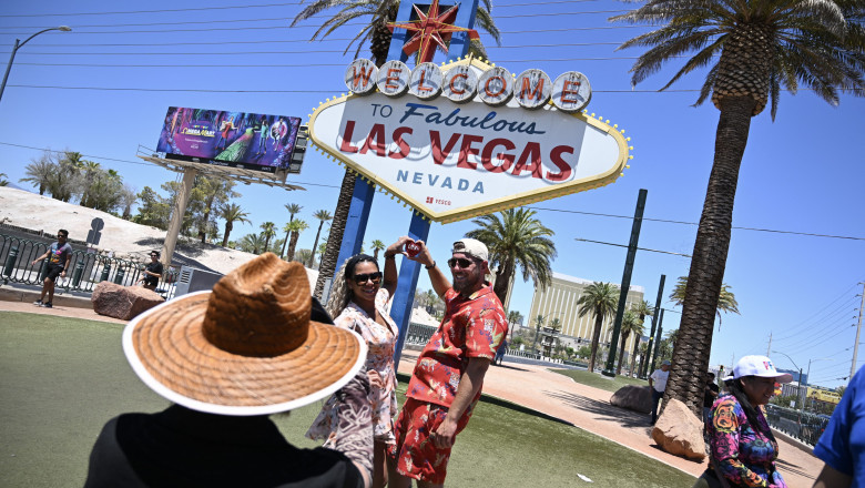 Las Vegas vrea sa devina un oras verde. Metropola are instalatii solare si reutilizeaza apa Imagine