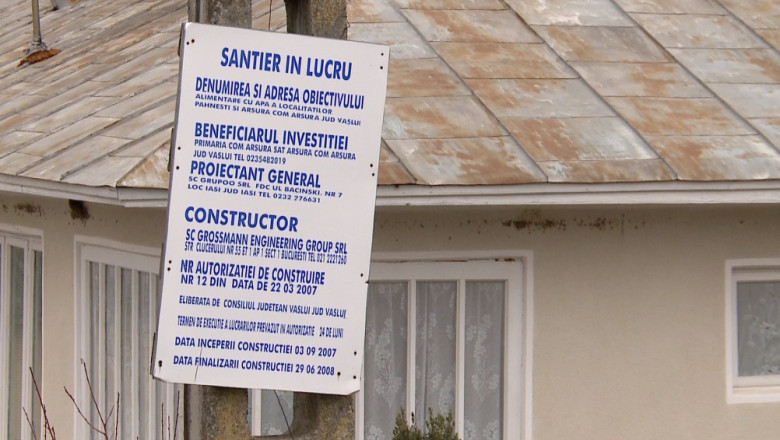 Lasati sa spere la un trai civilizat. Proiectul de racordare la apa are termenul de finalizare depasit cu 6 ani  Imagine