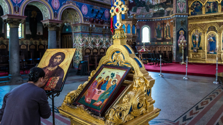 Lasatul secului pentru postul Sfintilor Apostoli Petru si Pavel 2025. Cat dureaza perioada de pregatire spirituala pentru credinciosi Imagine