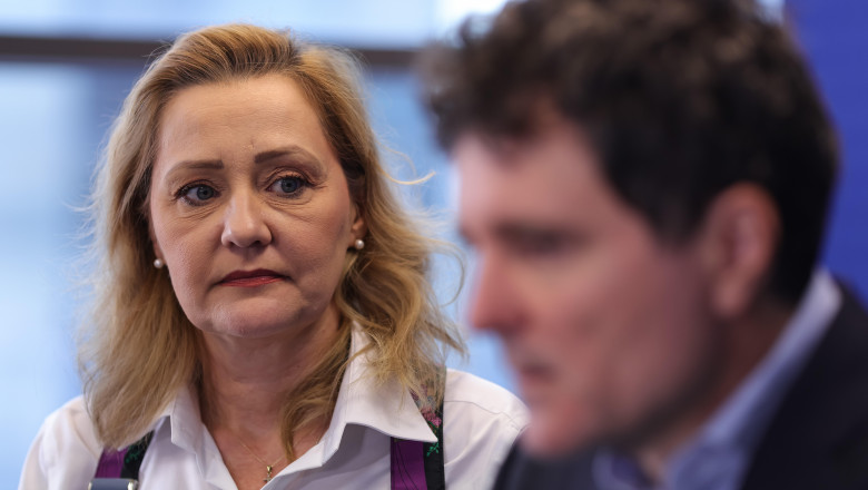 Lasconi, atac la Nicusor Dan pe tema primariilor: „Dupa ce am avut 10 ani un dulap calator la Cotroceni, ne-am trezit cu o noptiera” Imagine