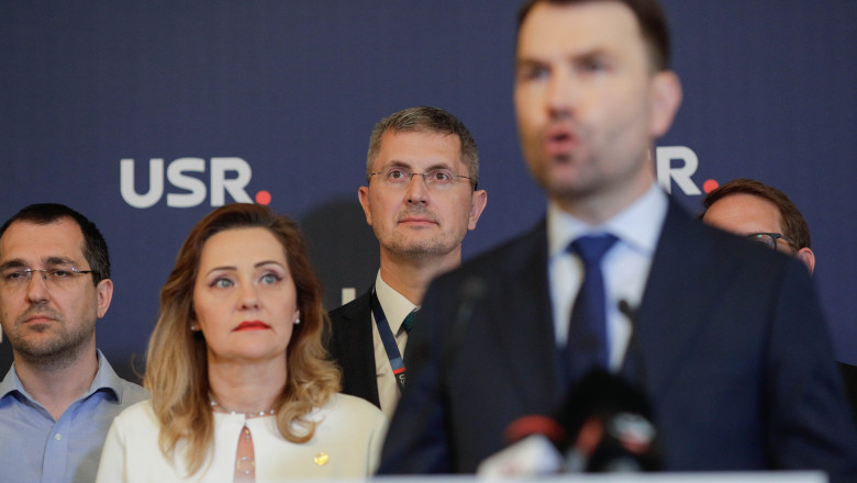 Lasconi nu i-ar pastra pe Drula, Barna si Mosteanu in echipa de conducere, daca va fi aleasa presedinte USR Imagine