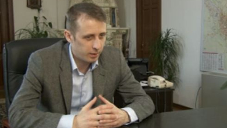 Laude pe bani publici. Primarul din Botosani va tipari o brosura cu realizarile din primul an de mandat Imagine