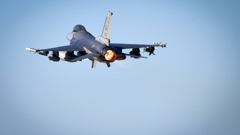 Laudele unui pilot ucrainean pentru avioanele F-16 primite de la Occident. Ce spune despre reactia rusilor cand lupta contra aeronavei Imagine
