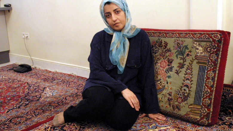 Laureata Premiului Nobel pentru Pace, Narges Mohammadi, operata de urgenta in timpul arestului din Iran. Este suspecta de cancer Imagine