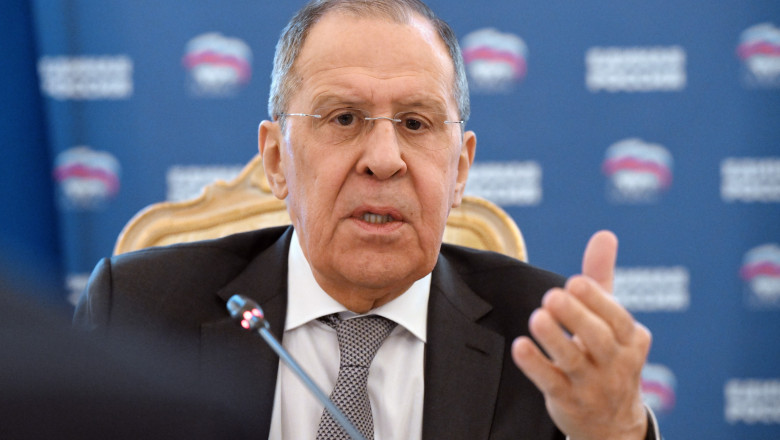 Lavrov avertizeza ca livrarea de obuze cu uraniu saracit Ucrainei constituie „o agravare serioasa” a razboiului Imagine