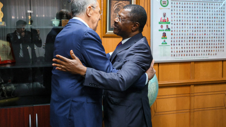 Lavrov s-a dus intr-o vizita surpriza in „prietenoasa” Kenya, la o saptamana dupa turneul lui Kuleba in Africa Imagine
