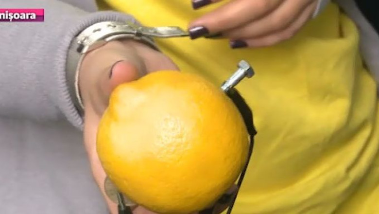 Lectie deschisa de fizica experimentala. Zeci de curiosi au asistat la demonstratiile realizate la "Noaptea cercetatorilor" Imagine