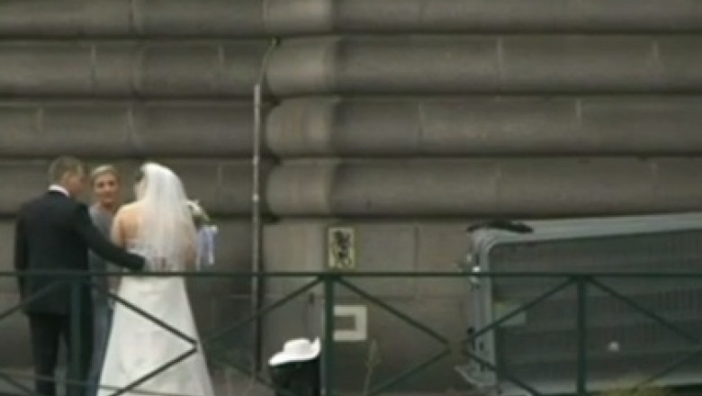 Lectii de dans pe Sena. Primaria Parisului a reamenajat malul stang al fluviului Imagine