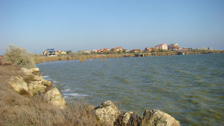 Legatura lac-mare. Ecluza va uni Lacul Siutghiol de Canalul Dunare-Marea Neagra Imagine