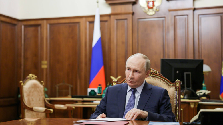 Legea „agentilor straini”: cum a ingenuncheat regimul lui Vladimir Putin libertatea si a impins disidentii in exil Imagine